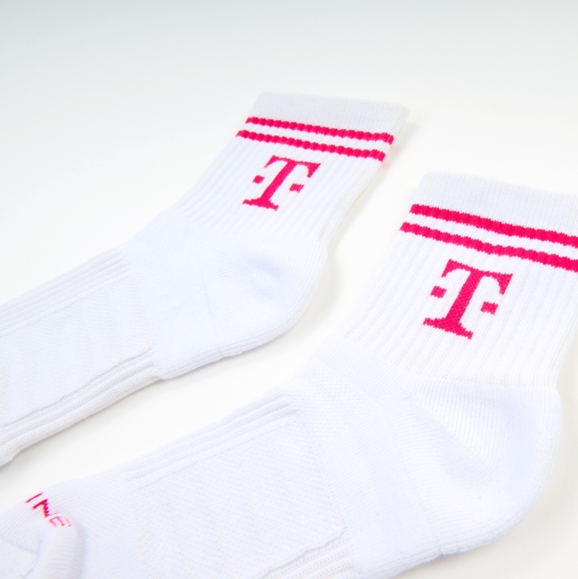 Strideline White Socks