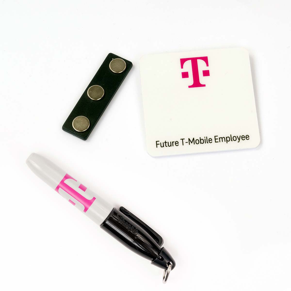 Kids Name Badge and Sharpie Set