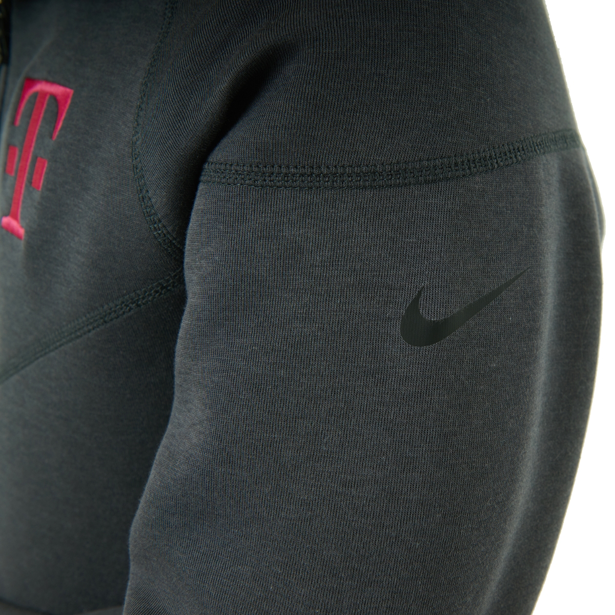 nike tech fleece true to size