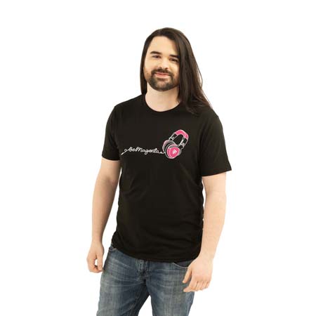 BeMagenta Headphones Tee